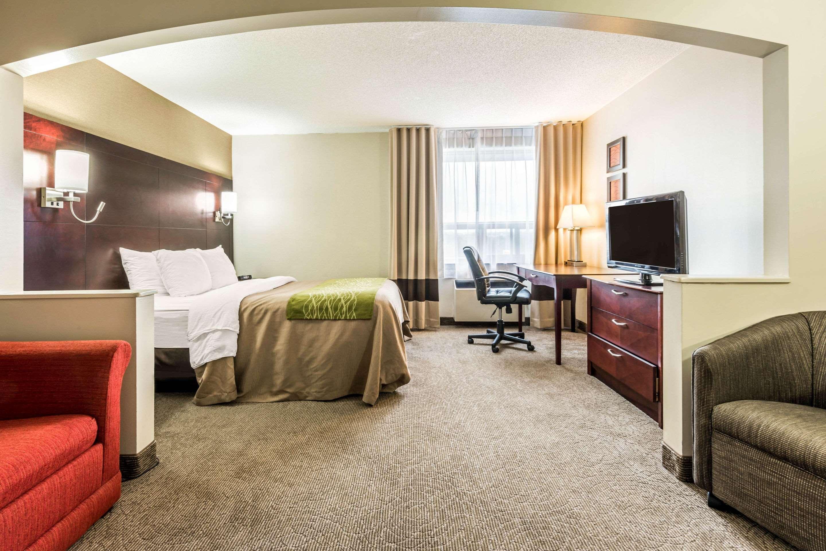 Comfort Inn & Suites Barrie Zewnętrze zdjęcie