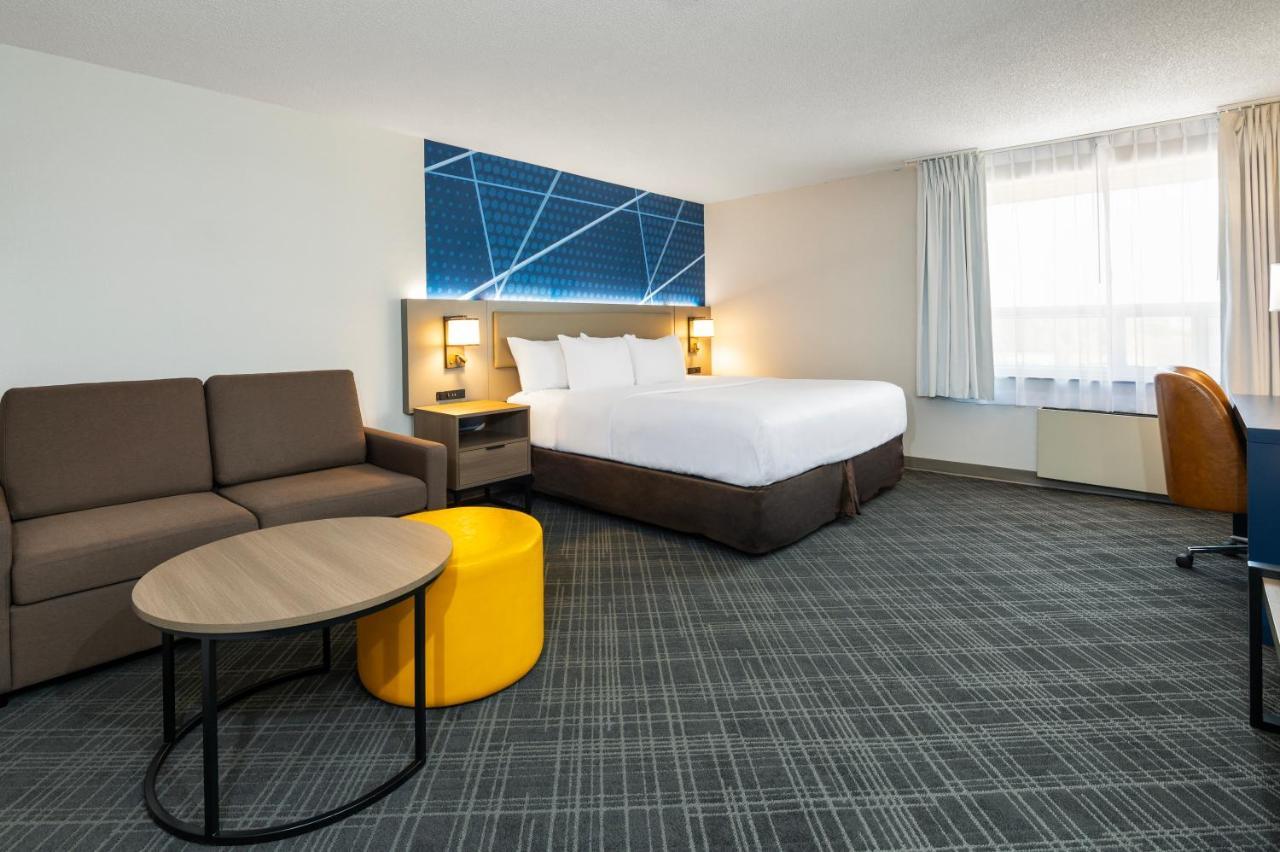 Comfort Inn & Suites Barrie Zewnętrze zdjęcie