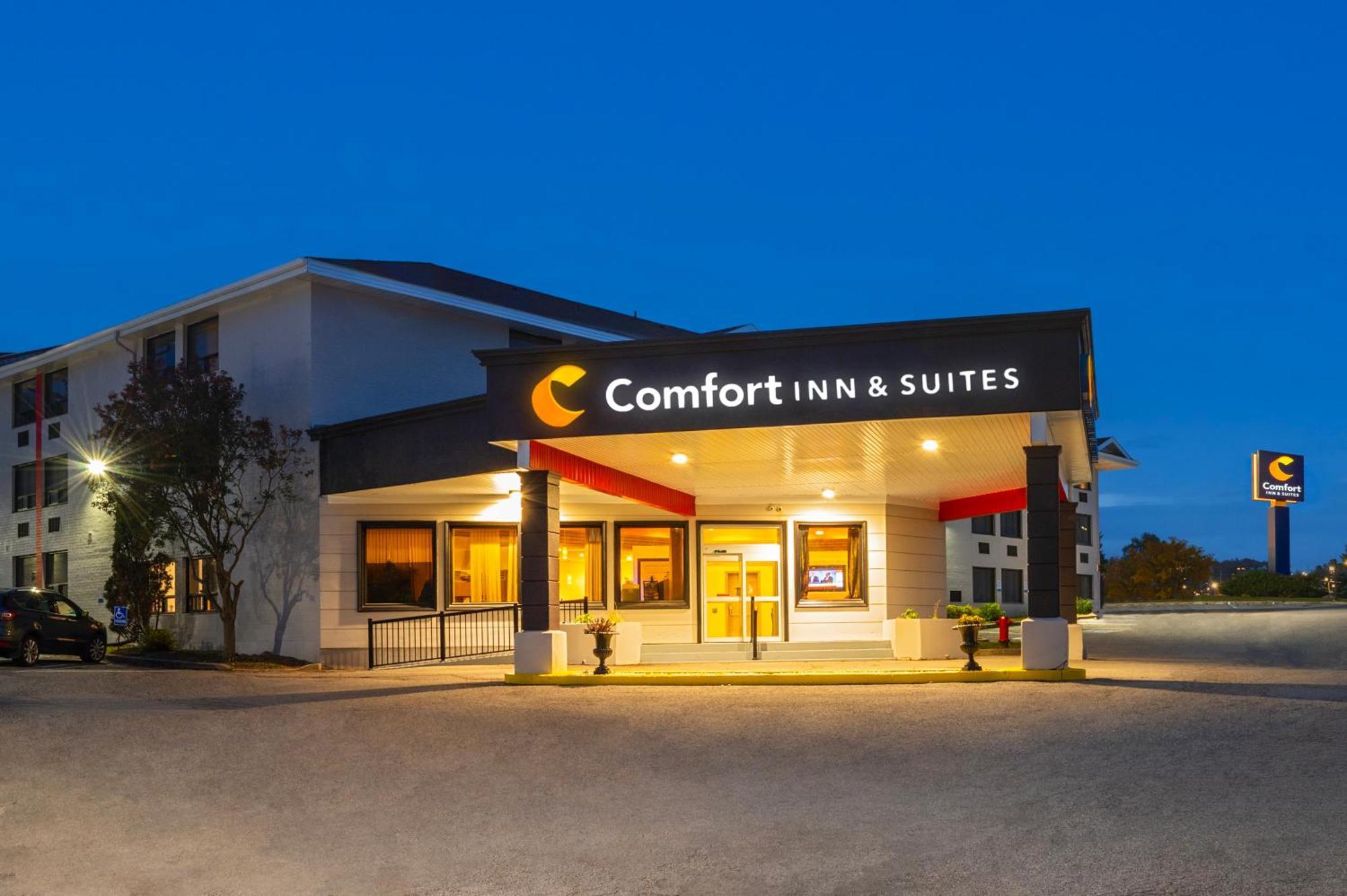 Comfort Inn & Suites Barrie Zewnętrze zdjęcie