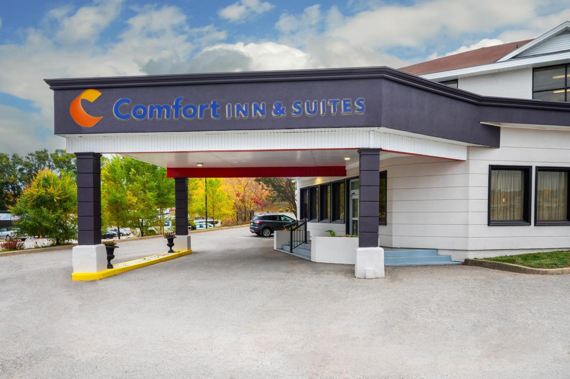 Comfort Inn & Suites Barrie Zewnętrze zdjęcie