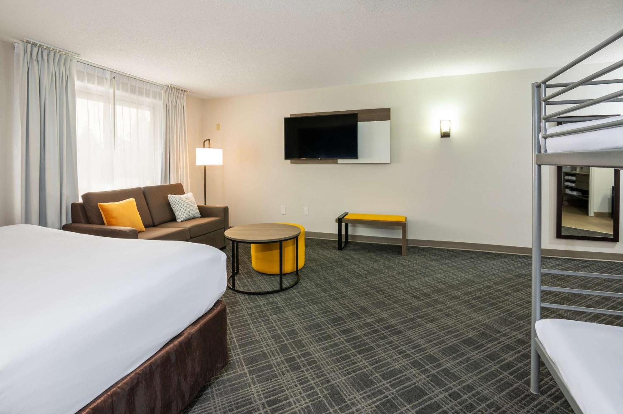 Comfort Inn & Suites Barrie Zewnętrze zdjęcie
