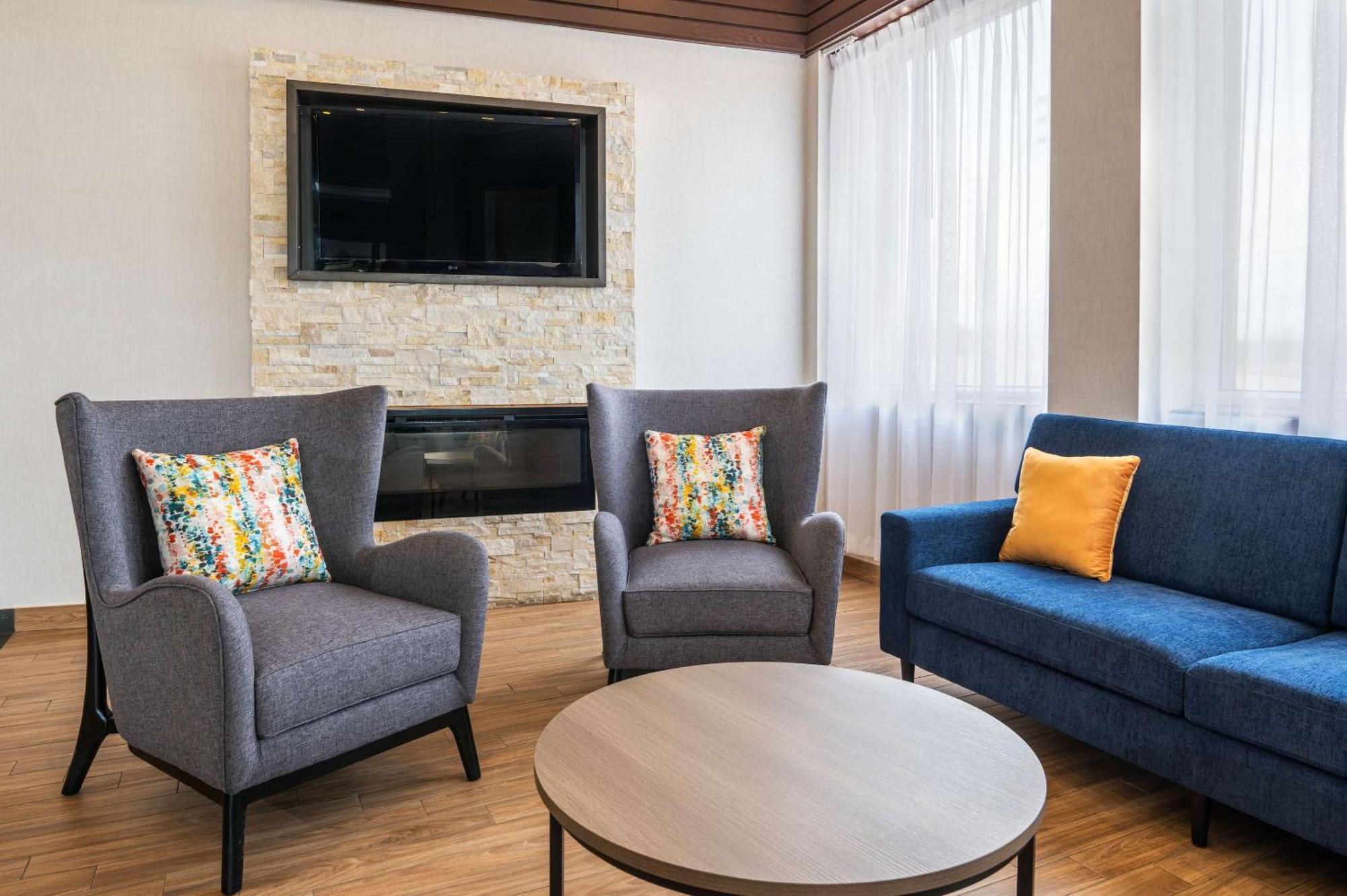 Comfort Inn & Suites Barrie Zewnętrze zdjęcie